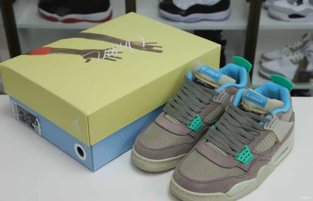 JORDAN RETRO 'TAUPE HAZE' UNION X AIR 4 LA 0526